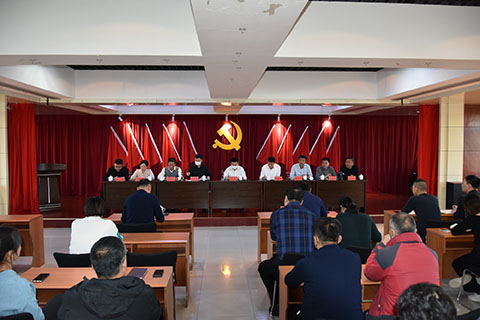 煤勘集团党委委员、副总经理(lǐ)袁伟一行赴一零四公司宣布人事任免决定